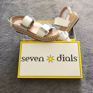 SEVEN DIALS platform sandal